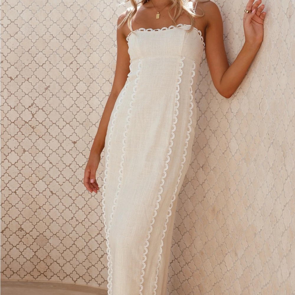 Billy j - ruffles maxi off white beige dress US 10